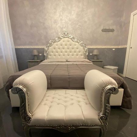 Residenza Elisabetta Hotel Verona Luaran gambar