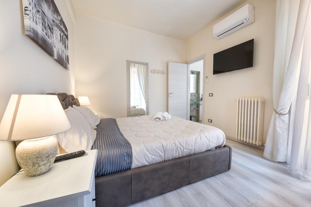 Residenza Elisabetta Hotel Verona Luaran gambar